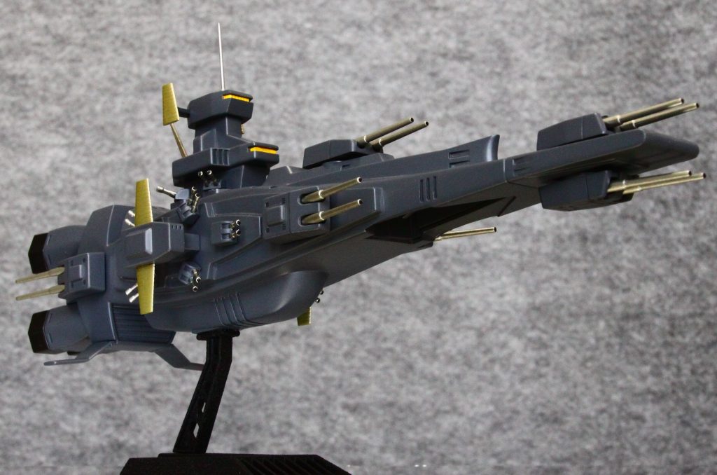 付属している同スケールの1/1200ジム・ボールを作りたくて買っていたのに、先にマゼランを作ったら途端に無気力になりました。