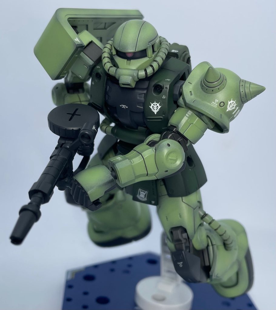 HG 1/144 シャア専用ザクII 赤い彗星Ver.–3枚目/制作者：もこやま