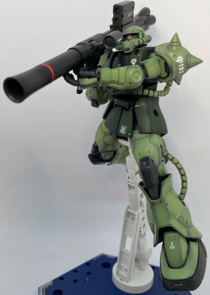 HG 1/144 シャア専用ザクII 赤い彗星Ver.–5枚目/制作者：もこやま