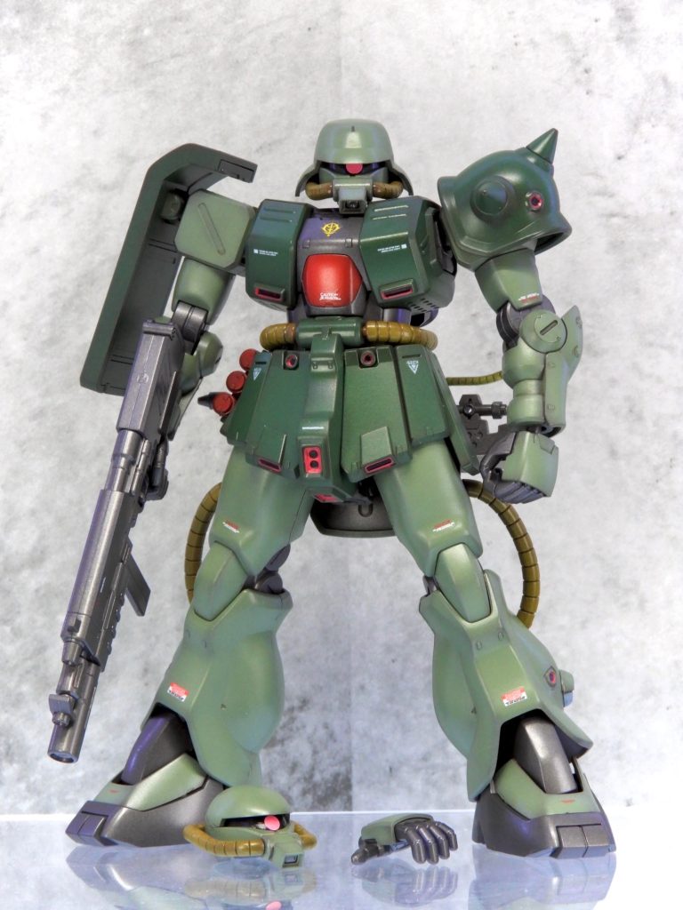 HGUC ザクⅡ改 (黒立ち上げ)