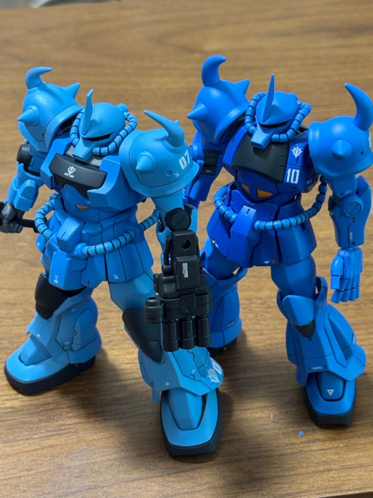 前に作ったHGグフ リバイブと並べるとマッシブな感じがとても好き…