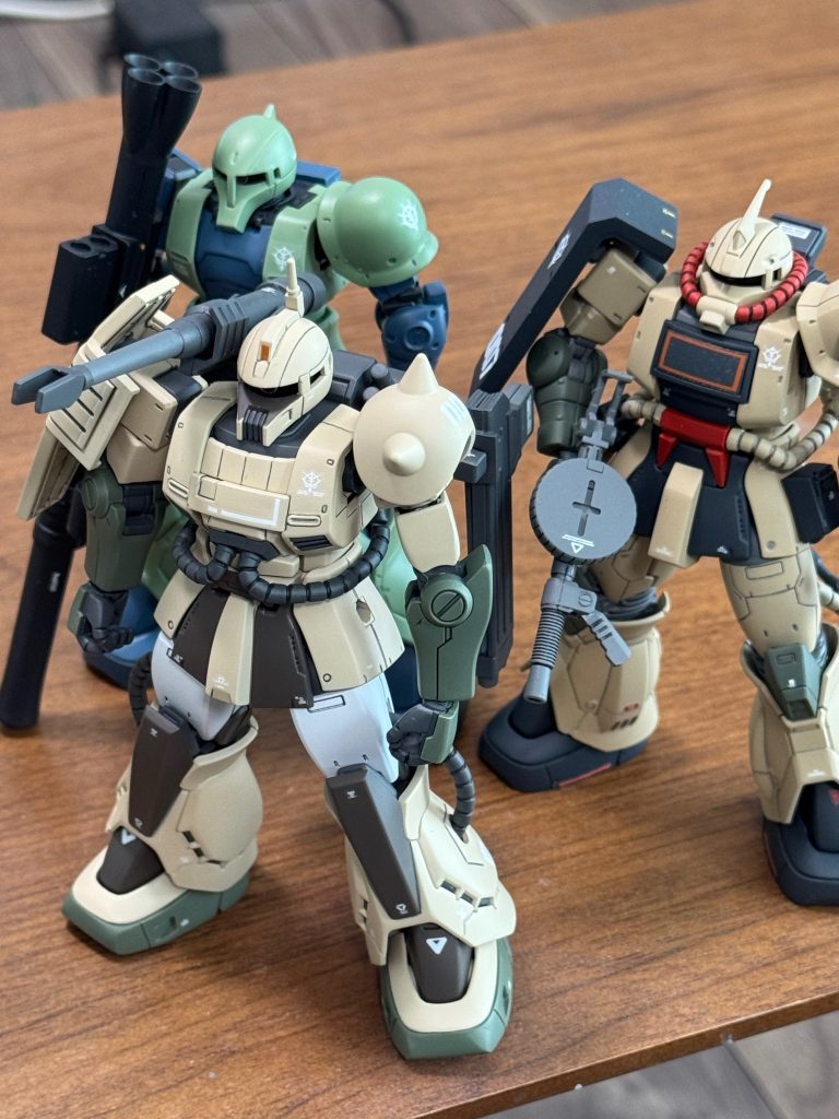 過去作のデザートタイプと旧ザクと一緒に😄