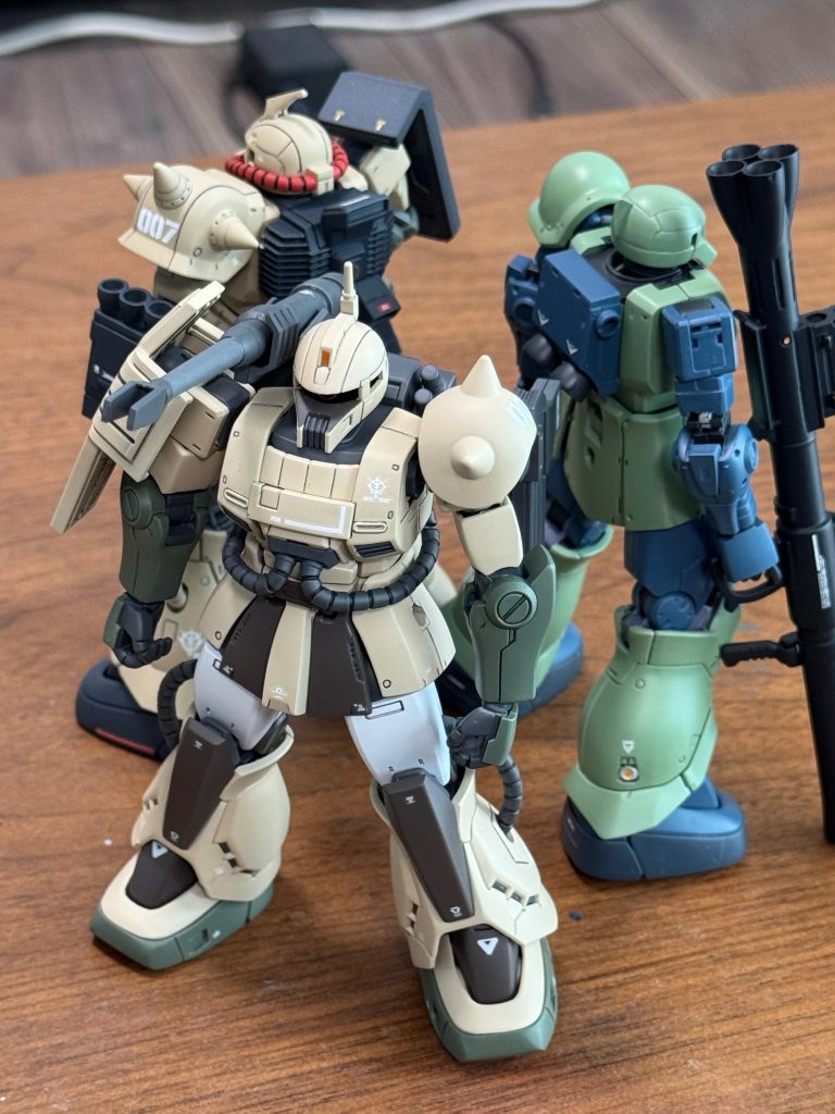 オリジン旧ザク再販しませんね…中古でも高騰ですし…