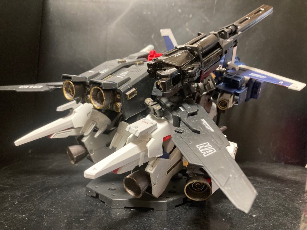 Gフォートレス。めちゃくちゃデカいです