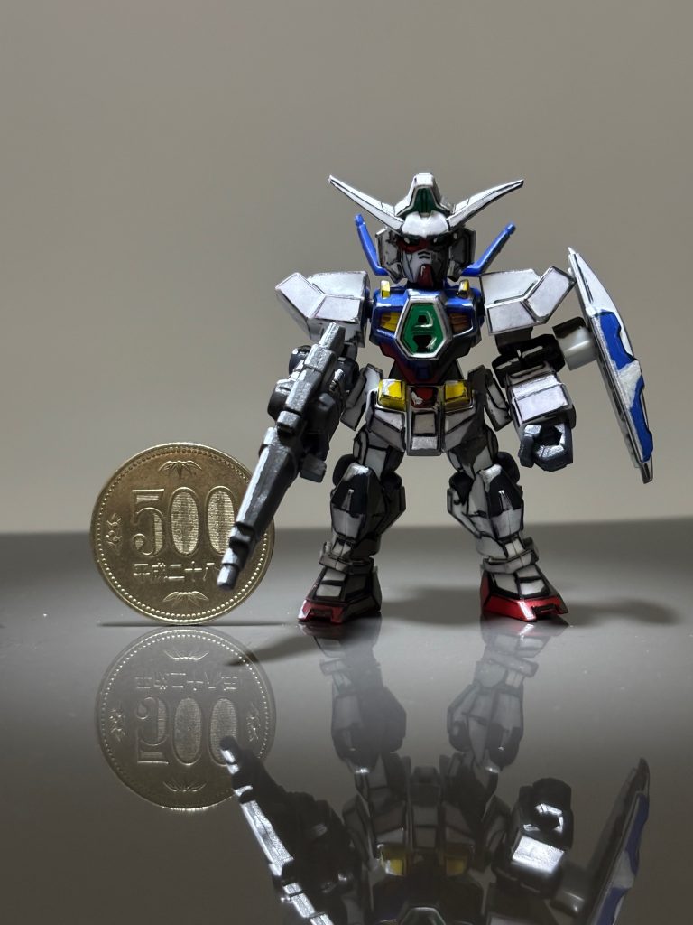 というわけで、僕の初挑戦のアニメ塗りでした✨小さなキットの塗装練習にと思ってガシャポン回したのに、やること飛躍してて頭のおかしい僕でした(gundam-kao5)一時はどうなることかと思いましたが、なんとか完成させることができました。脳がバグる程ではないけど（ぼんやり見たらワンチャン？）自分の中では及第点です✌️アニメ塗り上手な方たくさんいらっしゃいますけど、本当に尊敬します❗️いつかHGくらいの大きさのキットでもやってみたいなと思います✨（当分先かな？）最後までご覧いただきありがとうございました(gundam-kao6)また、次回の作品で👋