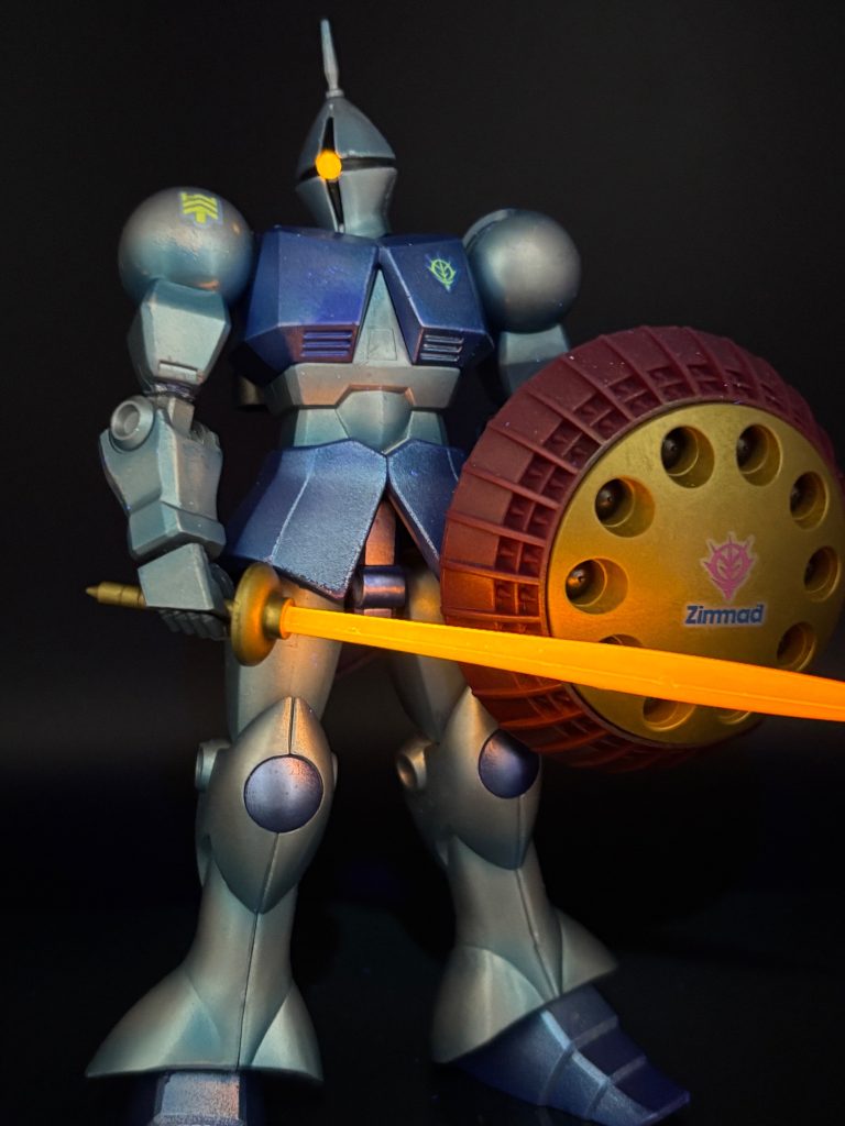 立ってるだけでカッコいい(gundam-kao3)