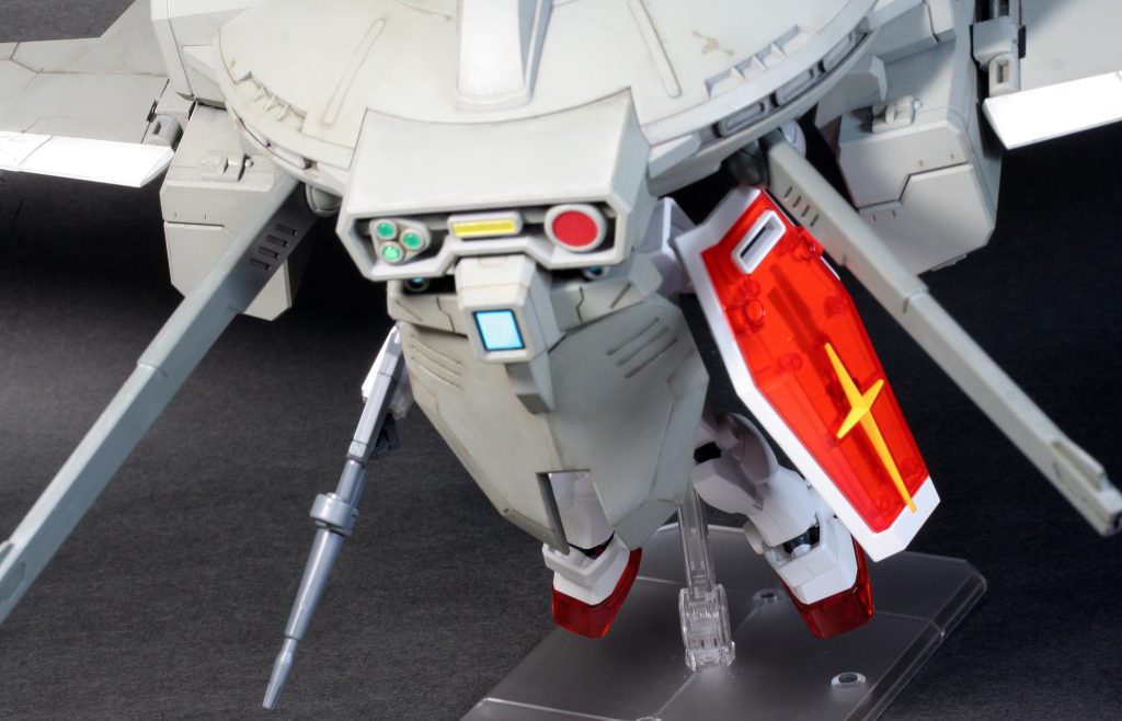 ガンダム的なガンダムはしっかりフィットします。