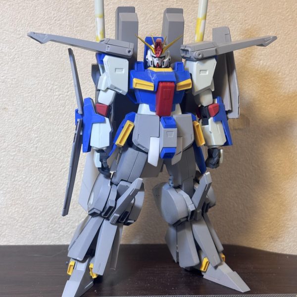 MGフルアーマーZZ verカトキにHGUC ZZを寄せて行こうの第21週（〜7/19）です。襟巻きを1mm拡張しました、黄色のパーツの拡張は思いのほか他に影響ありです😭結構考えました😆割とスッキリいけました👍他にもリア周りの羽の大型化とか始めました。全貌が見えると物足りなくなるとこ触って収束に向かってます🫡（2枚目）