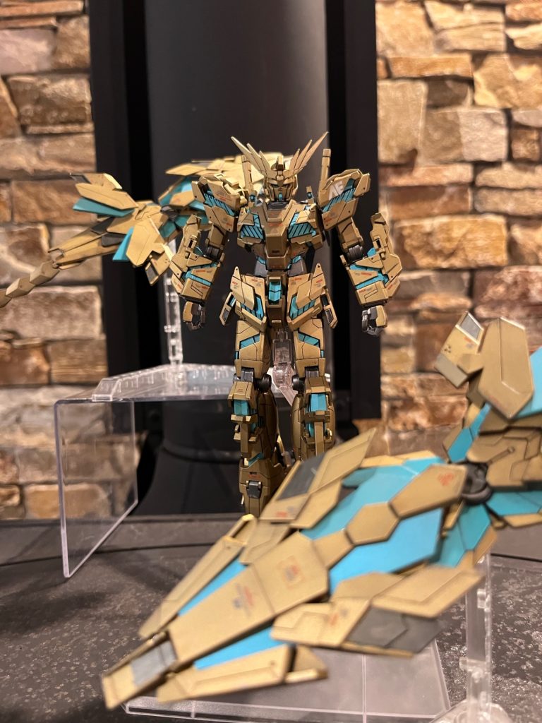 ちなみに今回ディテールアップはスジボリのみにしています(´▽`) ユニコーンガンダムはプラ板よりスジボリのが似合うと思ったのでスジボリのみにしました✨️