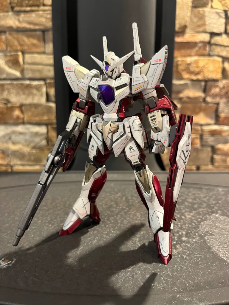 先ずは素立ち！！ 今回はリボーンズガンダムのラスボス感や悪役機というのを意識して制作してみました✨️