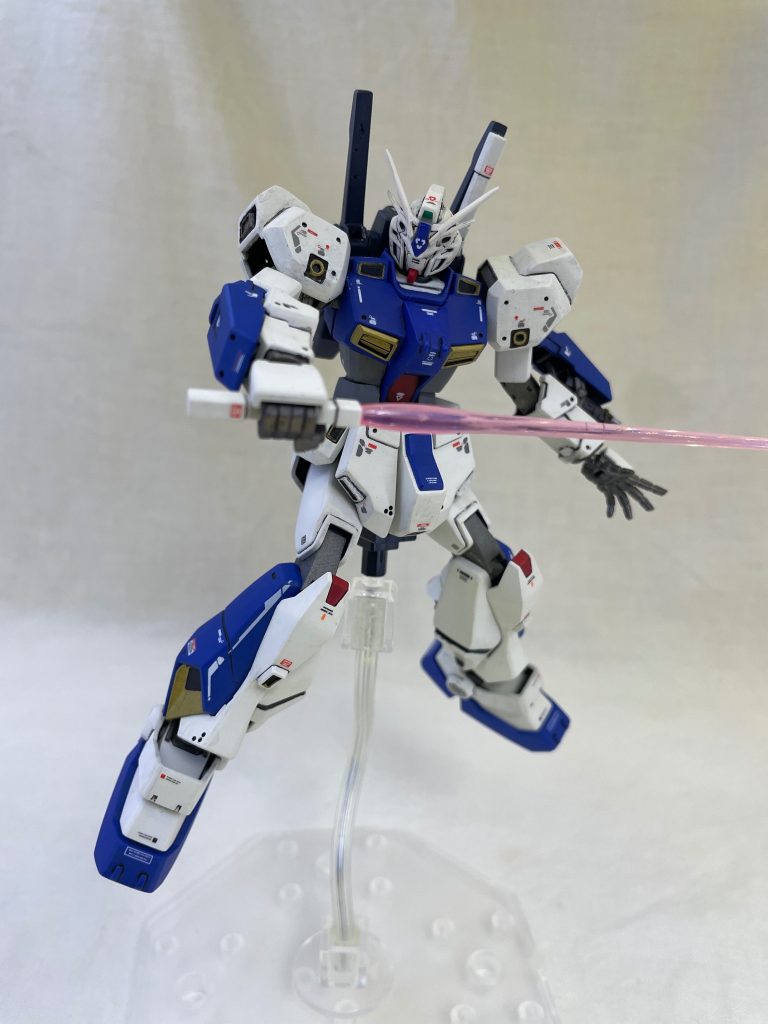 平手はRG Hi-νガンダムから拝借