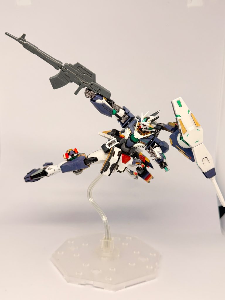 お気に入りの1枚です。ガンダムマーカーのメカグレーを使いましたが、青く見えますよね。