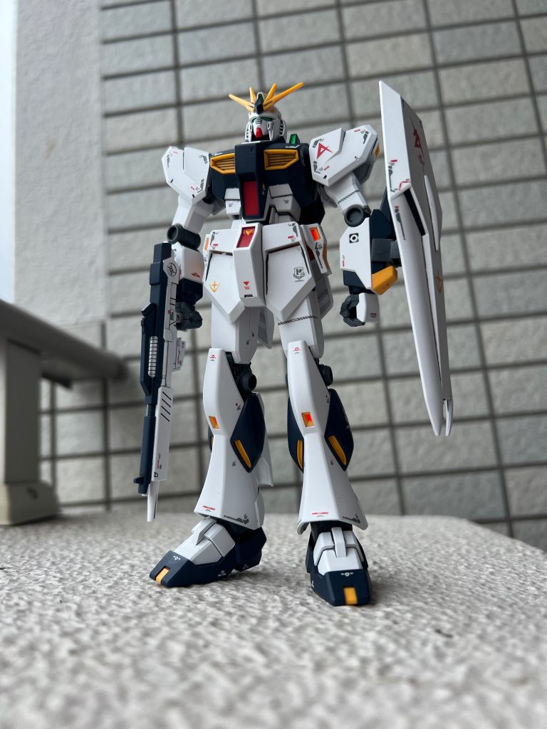 実は初めてのνガンダム