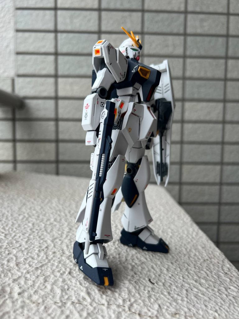 死角なしのプロポーション(*´ω`*)アムロが大人になったように、ガンダム→νガンダムへ大人になったような気がします。