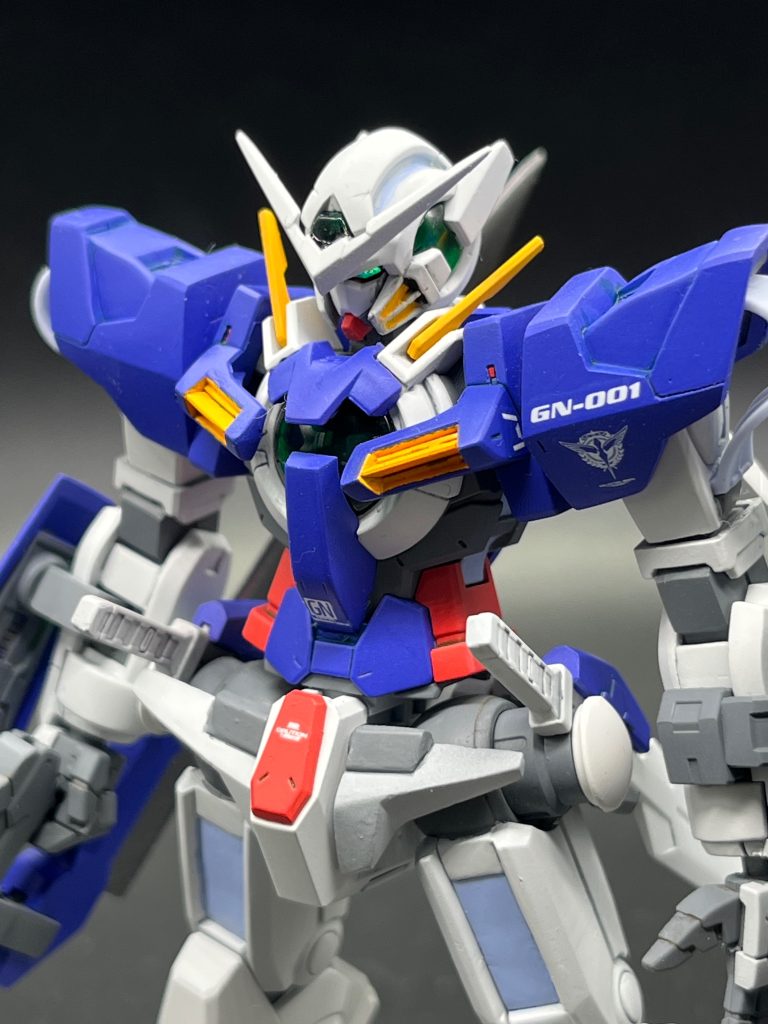 HGガンダムエクシア。改造全塗装。