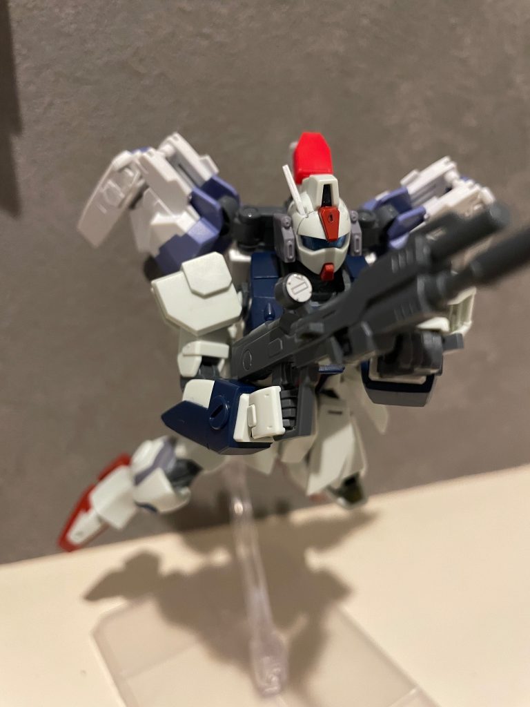 バックパックが変形してフライトフォーム!!そのうちさらにいじってほかのストライカーパックと重ねがけできるようにしたいですね...