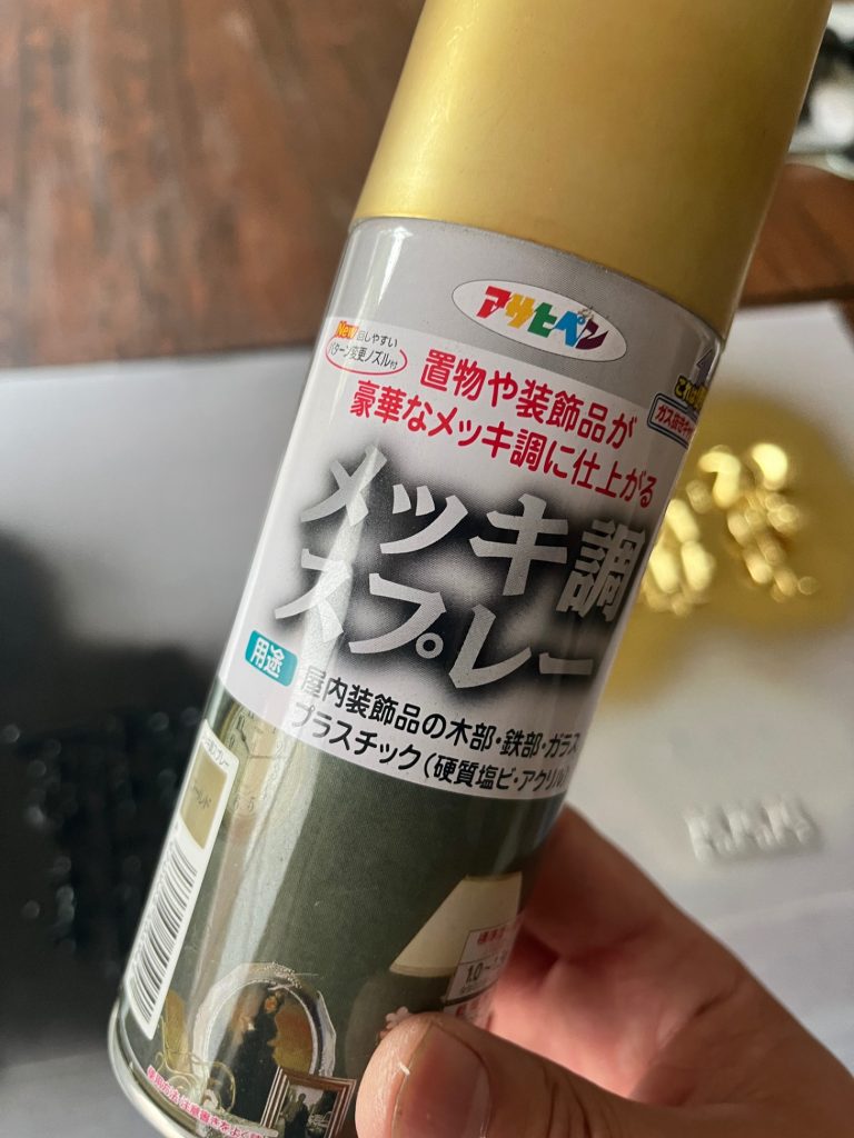 百式をメッキ調にした時のスプレーがたっぷり残ってるので、クワトロ専用ズゴックにしてみるw