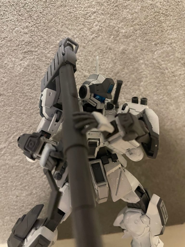 HGガンダムから拝借したハイパーバズーカを持たせて&nbsp;