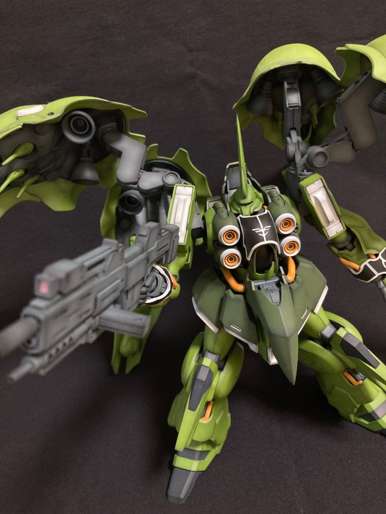 適当に戦闘中ポージング