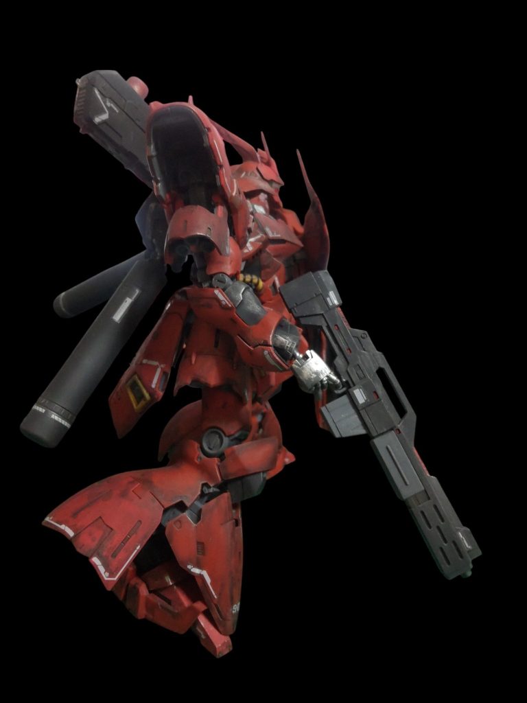 サイド&nbsp;関節やフレームは基本はつや消しブラックですが、ハンドパーツなど、要所要所にメタリックを入れてます。