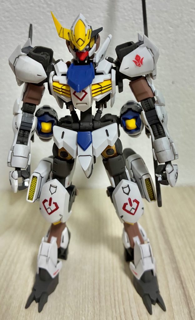 マーキングシールはMGSDのバルバトスについてきたものを適当に選んで貼り付けています。