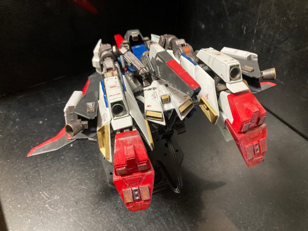 WR後方そういえば、今回の旧キット1/100Zガンダムでは可変シークエンスの撮影が難しすぎて断念っ不可能でしたw
