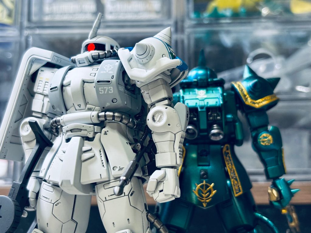 切ないツーショットでもありますが……