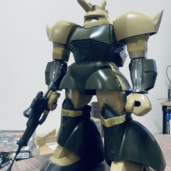 キットの素性を活かしつつ、近代化改修は行わず、設定画のようなどっしり感を重視して仕上げる予定です。（4枚目）