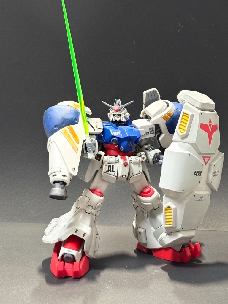 発売が古いこともあり、最近では一番手のかかったキットでした。何せ、手の指が折れる…結局、他のキットの余剰部品を流用したり、別売りのハンドパーツを買ったり。