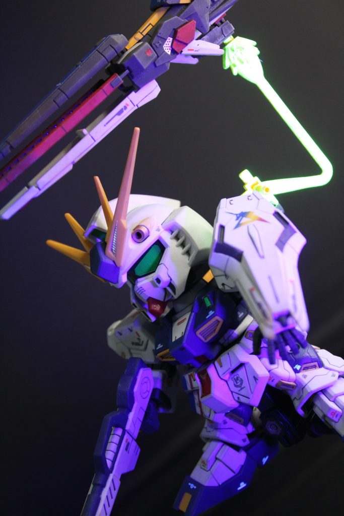エフェクトは蛍光色塗ってみました