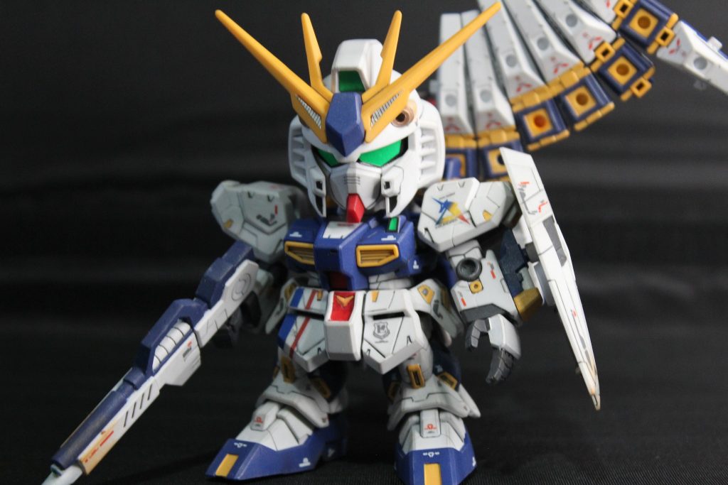 普通のνガンダムの装備1式付いてくるのは、プレイバリュー高いですよね
