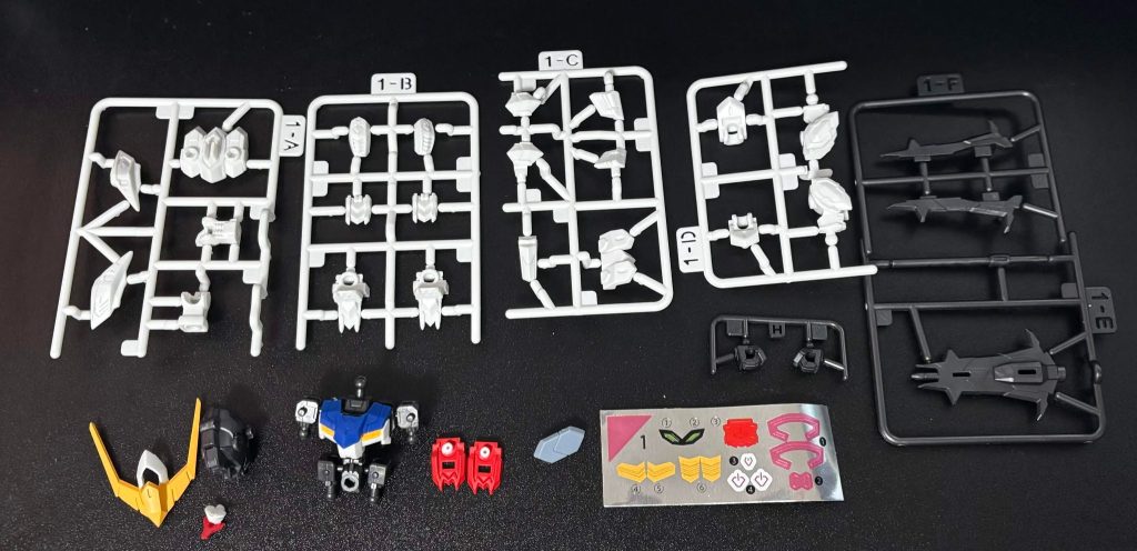 本体側のランナー一覧。塗装済みパーツのおかげでシール少なめ。