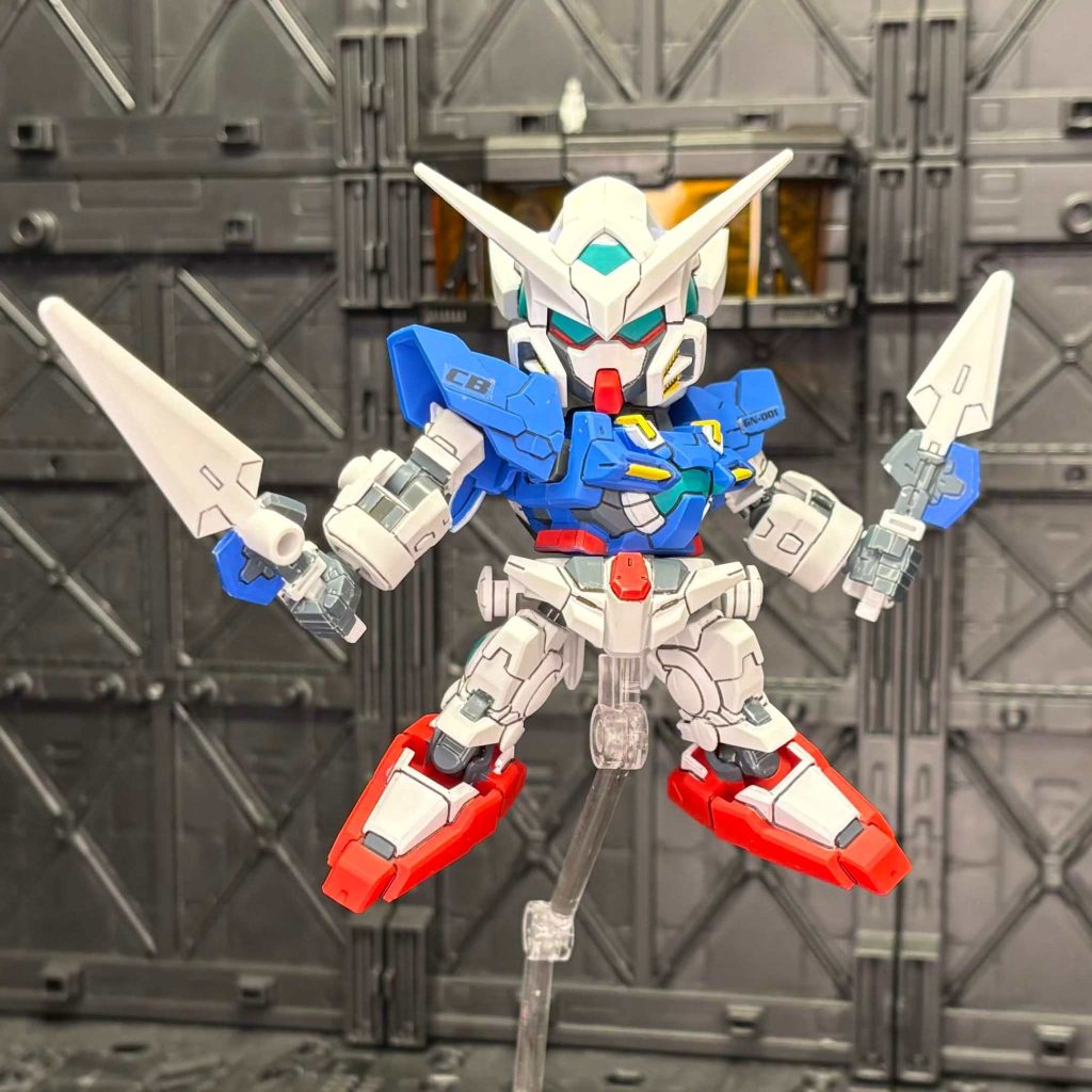 SDEXの造形はしっかりしてるけど部分塗装する手間考えると買うのもなぁっていう所がマーカーっていう手軽さで大分マシになるので買って大正解でした。エアブラシはマスキングやら準備やらかかるし筆塗りも筆洗ったりする手間があるのでそれらを全部すっ飛ばせるのが面倒臭がりな私にピッタリでした