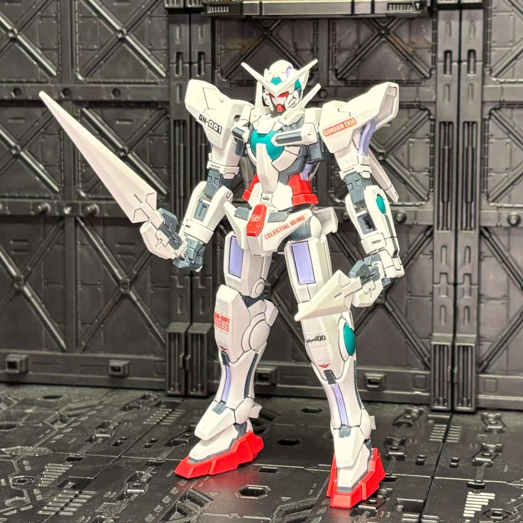 FG ガンダムエクシア ホワイトバージョンです。元キットは昔ユニクロで販売された物でカラーリングコンテスト用の真っ白なペイントモデルです