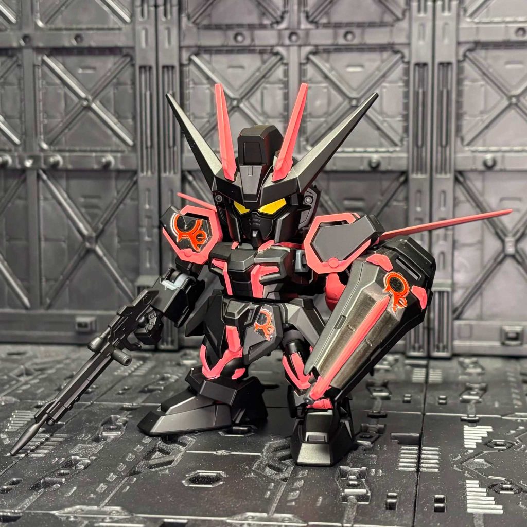 前回に引き続き今度はSDEXスタンダードからエールストライクガンダムをリサーキュレーションカラーっぽい配色で塗装してみました