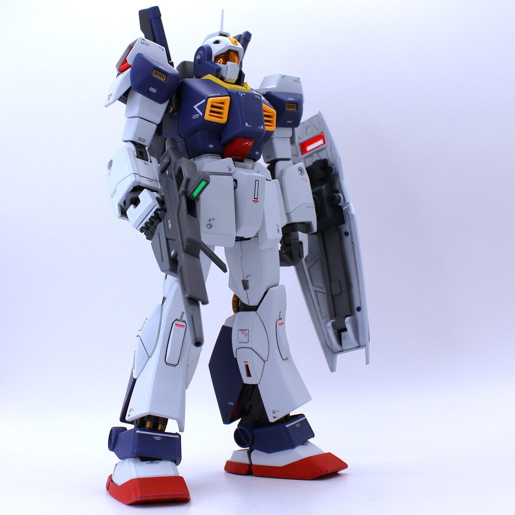 そこで、AE社で生産されたアーガマ所属ガンダムMk-Ⅱ向けの予備部品の内、品質規格を満たさない部品を活用し、現地改修にて省コスト・短納期で高性能機体の調達を目指すプロジェクトが立案された。テストベッドとなったのは、当時エゥーゴの最新鋭量産機であるネモであった。