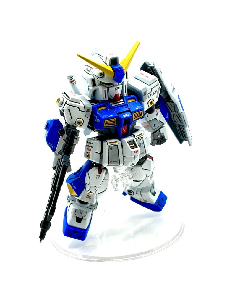 肩部のチョバムアーマ連結部も、設定画にならってバーニアを追加しています。
