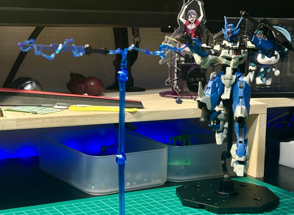 この刀が飛び出してるポージングすき！ディスプレイする時は場所取りそうですけどね‥最近は梅雨も明けて夏本場！って感じですね。皆さん熱中症には気をつけて水分補給をしっかりして模活、しゃちくを楽しみましょー！！って事で皆様のよきガンプラ、しゃちくLifeを！( ´Д｀)ﾉ~ﾊﾞｲﾊﾞｲ