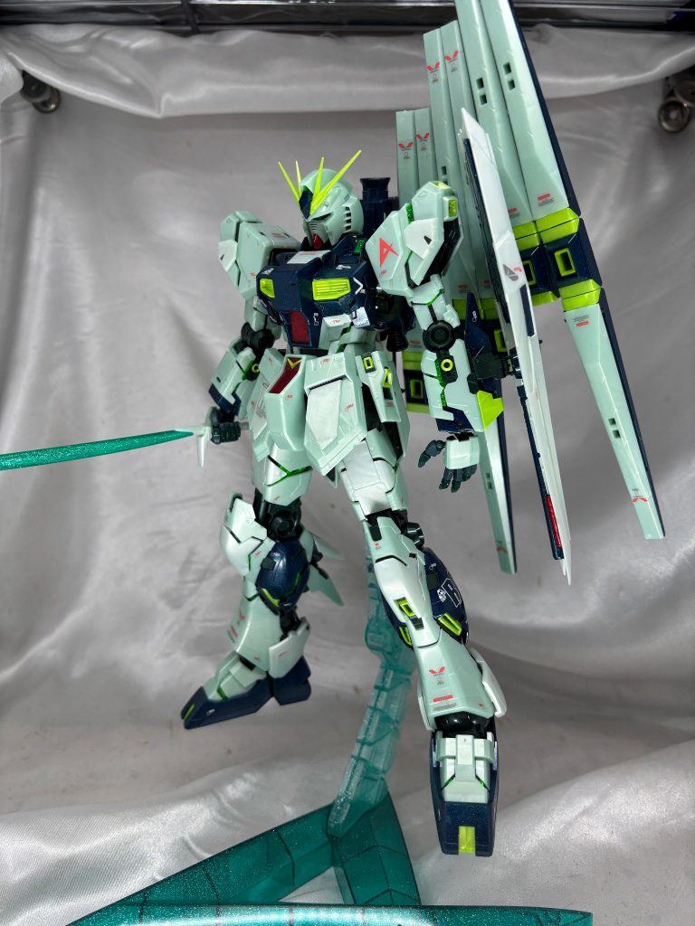 νガンダム　サイコフレーム発動イメージカラー