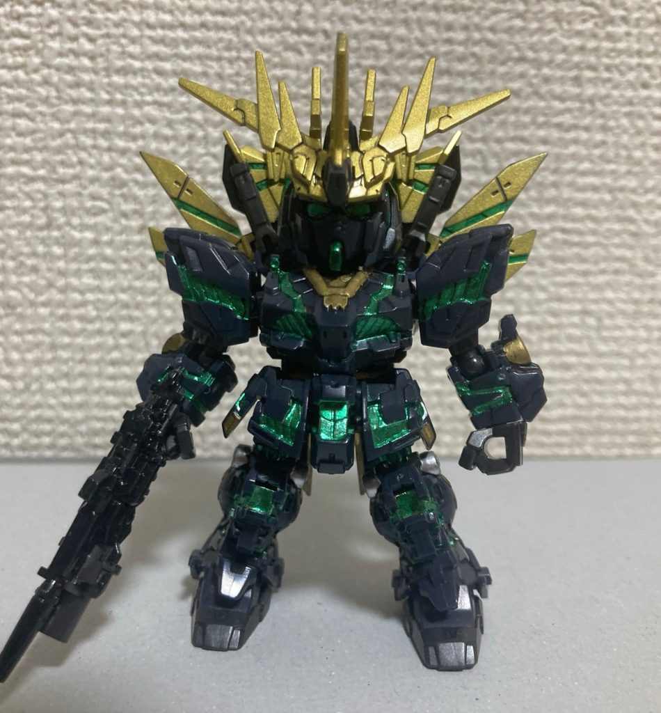 フルコーン同様覚醒バージョンに塗った物です、アームドアーマDEが無いのは、ペルフェクティビリティで2個、フェネクスで2個使っていて在庫が無いためです…こちらもデカール、墨の色を緑とかにしてパーツの陰影を際立てたいとか考えてます。