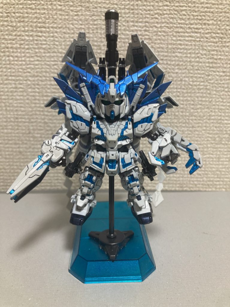 フェネクスクスの前に作っていた物、背中の武器マウント部分、アームドアーマーXCがある分フルコーン用のジョイントが位置が悪くなるのと、アームドアーマーDE用のジョイント部分も作らないとダメだったのて加工して違和感なく上手く見せれるように作れたのが良かったポイントです。