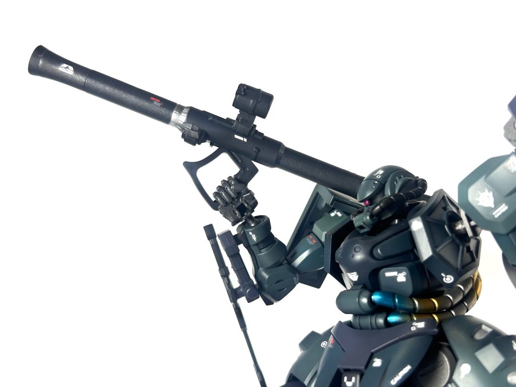 やはりザクにはバズーカがよく似合う❗️たまりません(zaku-kao6)