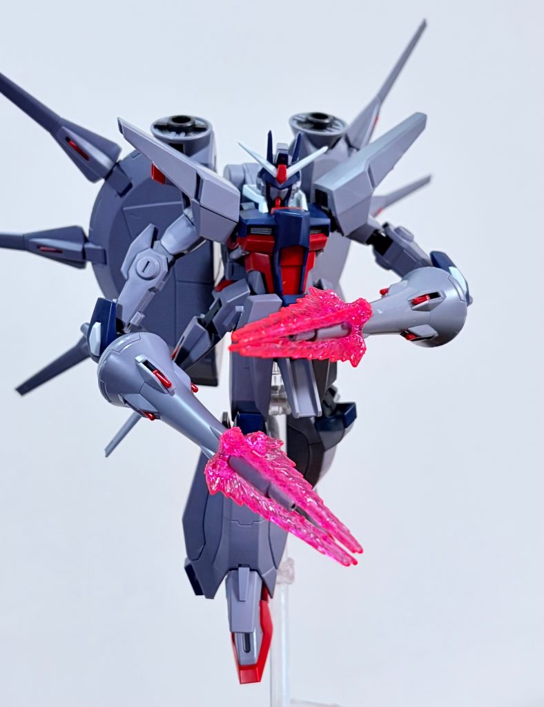 まずは格闘戦型レジェンドガンダム！ドラグーンランスかっこよくないですかねちょっとXでバズったのでびっくりしました