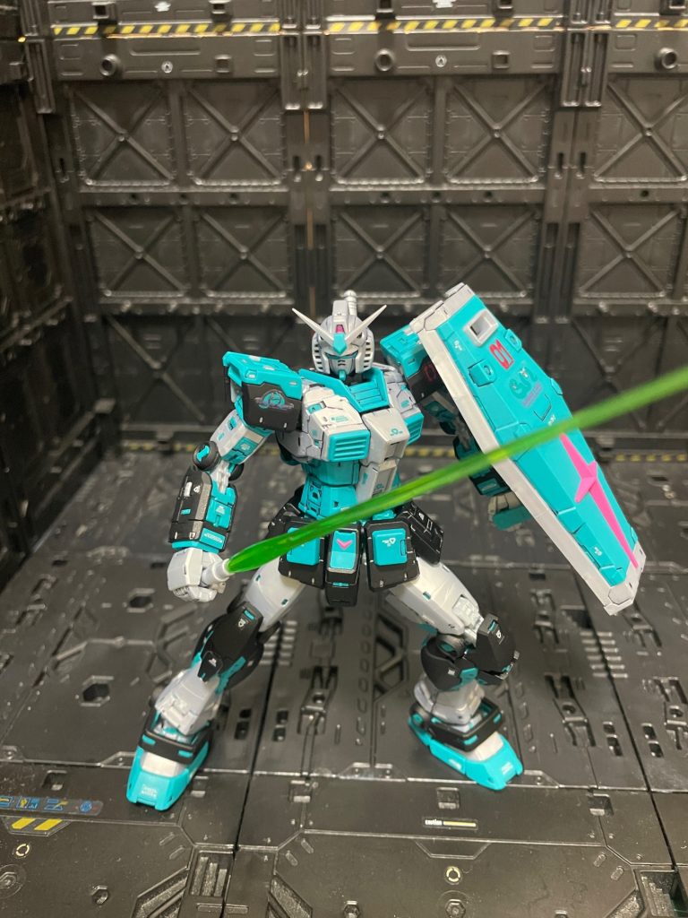 RG RX78-2 ガンダムVer.2.0 初音ミクVer–4枚目/制作者：ナギー