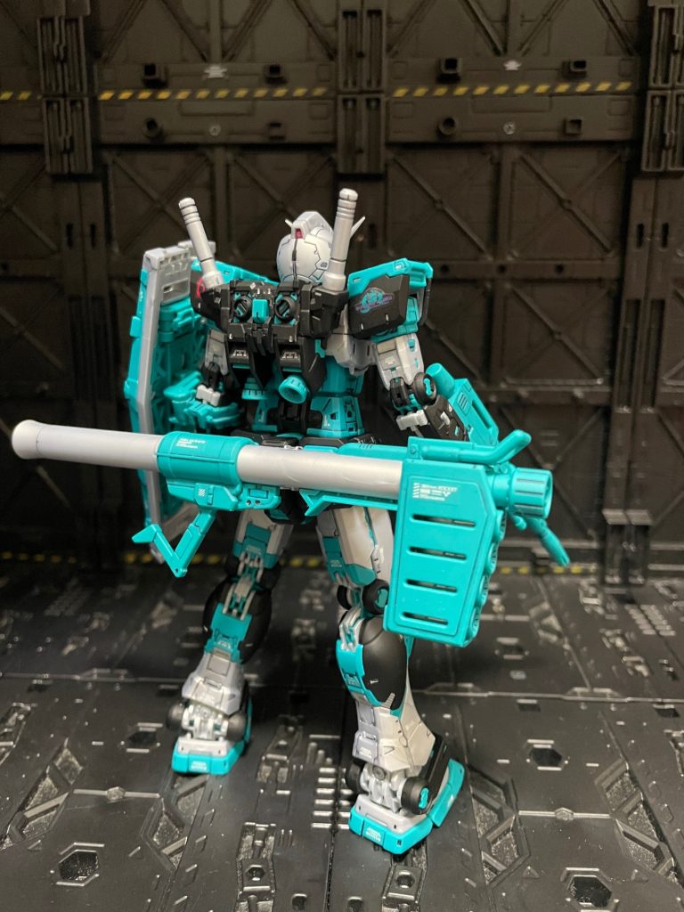 あまりガンプラに興味のない奥様に見せたときに、「ティファニーブルーと同じ色だよ」と適当言ったら信じました😅