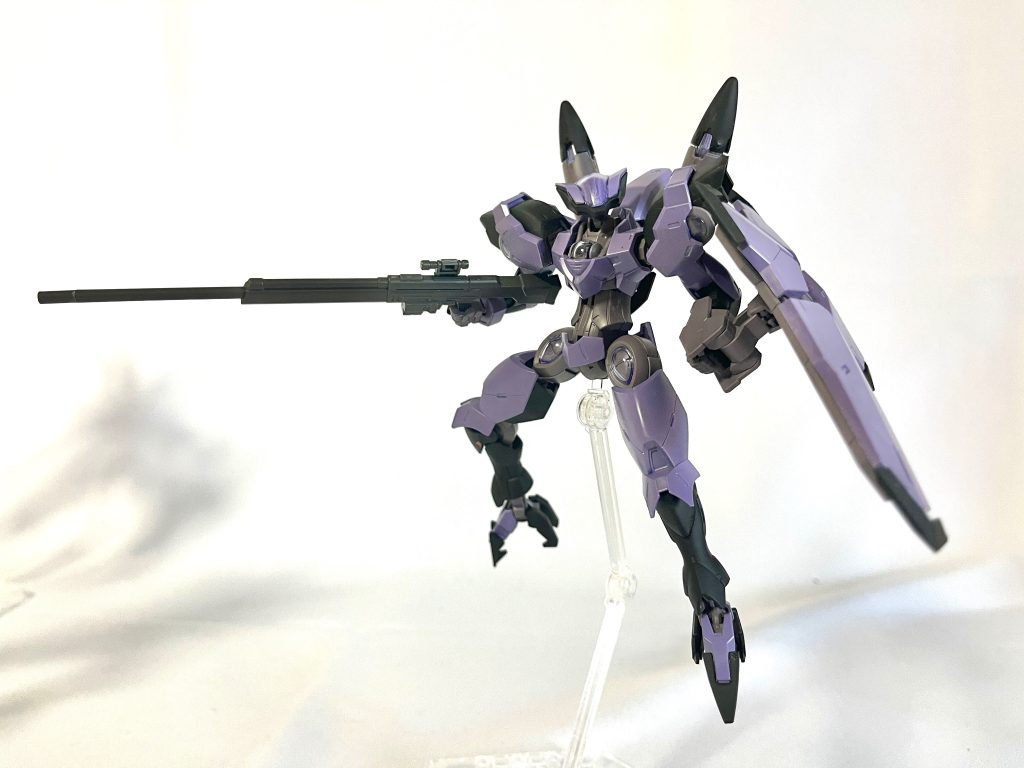ベギルペンデ2番機(ドミニコス隊仕様)スナイパーライフル装備型です。ギラズールから拝借しました。