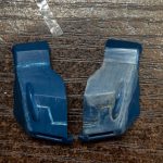 リガズィの胸にクランク状のスジボリを入れました。（左）同じ形を対称になるよう掘っ[…]