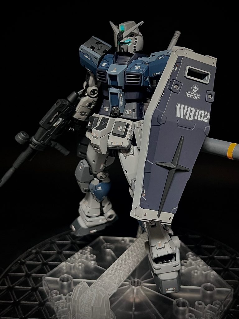 フレーム　クレオス:GXメタルブラック青　ガイア:ヘキサブルー・ミディアムブルー黒　ガイア:ヘキサブラック・ジャーマングレーグレー　ガイア:ヘキサグレー・ニュートラルグレー3フラットクリヤー顔はEGから引っ張ってきてます。。アンテナ太い🤣