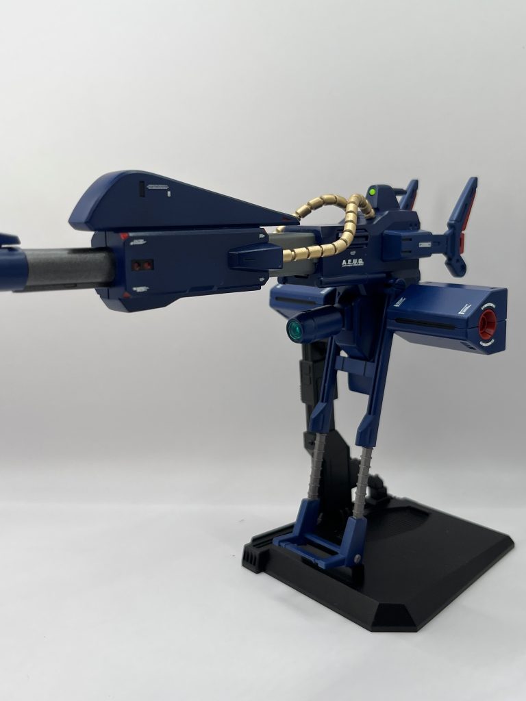 砲身パーツだけツヤありトップコートで残りはつや消しです。センサー部分はハイキューパーツのレンズみたいなやつ使ってます。