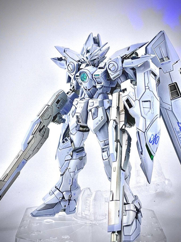 フレーム　ガイア:プリズムパステルターコイズブルーイエロー白　ガイア:スチールホワイト→フィニッシャーズ:パールホワイト赤青黄　ガイア:スチールホワイト→フィニッシャーズ:パールブルーグレー　ガイア:スチールホワイト→フィニッシャーズ:パールシルバーグロスクリヤー